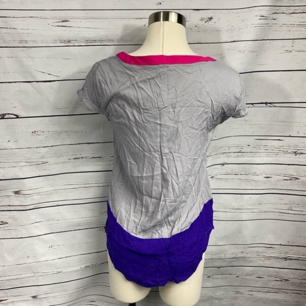 Splendid Grey‎ Color Block Top - Picture 7 of 9